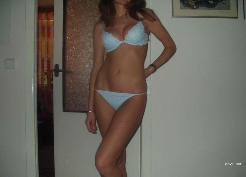 Unexpectedly Exposed: Amateur Photos Leaked for All to See!