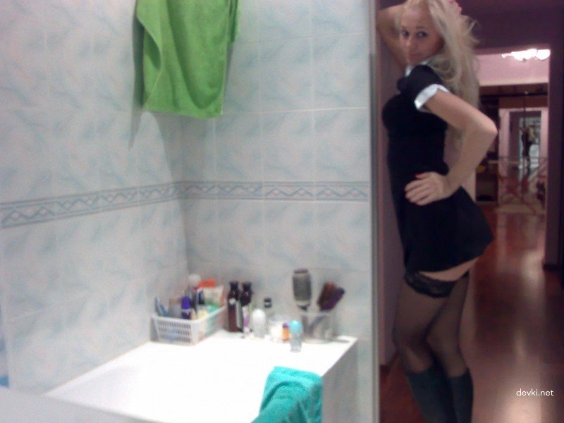 Hot Blonde Poses Explicitly at Home Camera Shoot