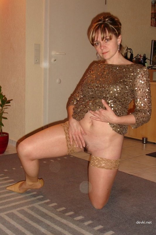 Favorite Mother-in-Law Amateur Photo - Explicit MILF Pictures