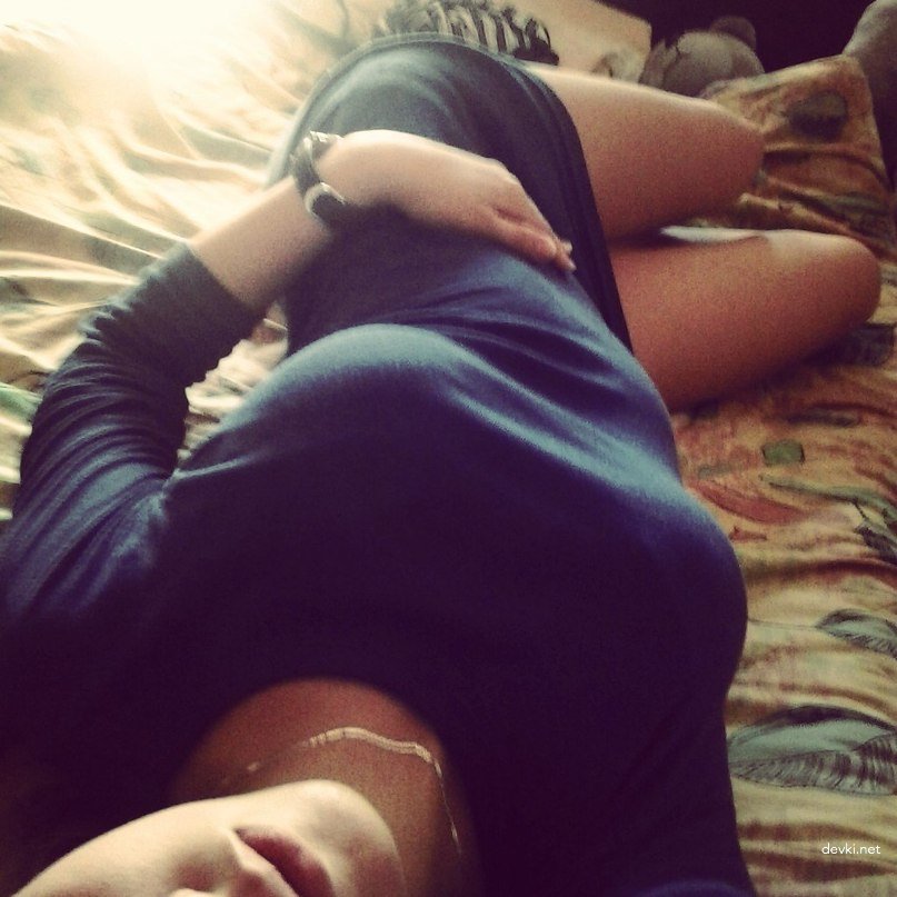 Amateur Girls Photo: Uncensored and Explicit Images of Young Women