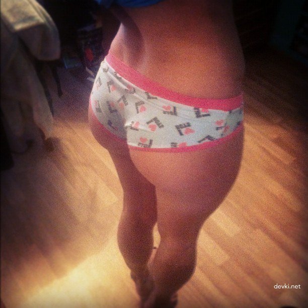 Seductive Amateur Girls with Appetizing Bodies: Explicit Photos