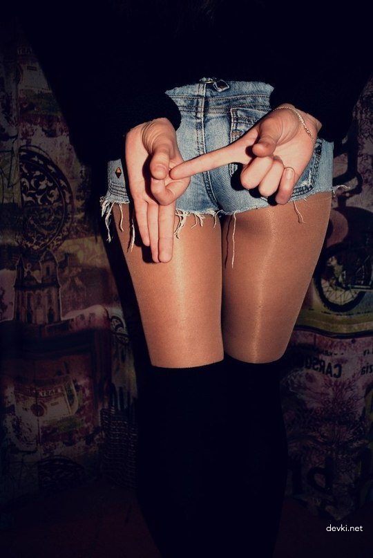 Seductive Amateur Girls with Appetizing Bodies: Explicit Photos
