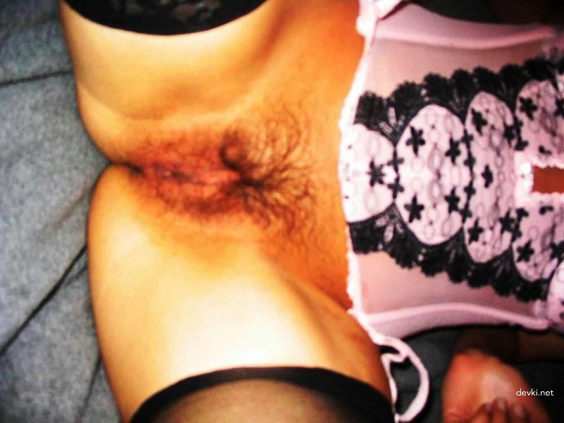 Hot Amateur Wife's Young Nude Photos Revealed - Explicit Vintage Pics