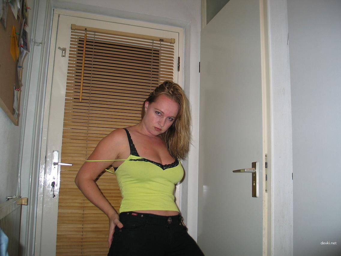 Hot Teen Gets Fucked - Young Babe Hardcore Sex Photo