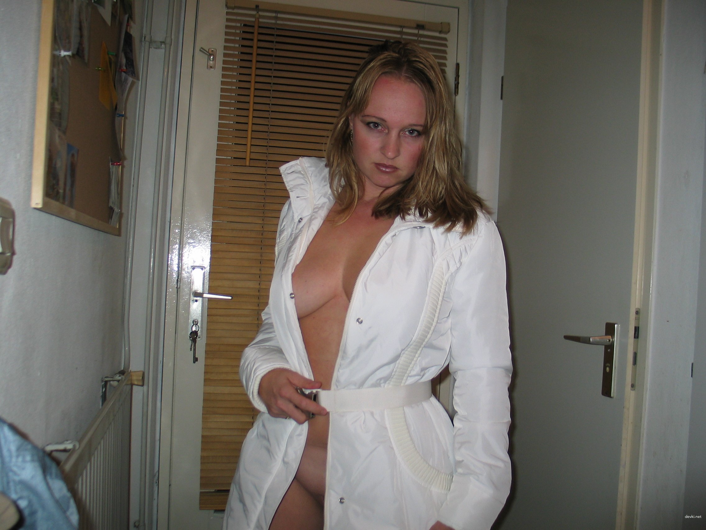 Hot Teen Gets Fucked - Young Babe Hardcore Sex Photo