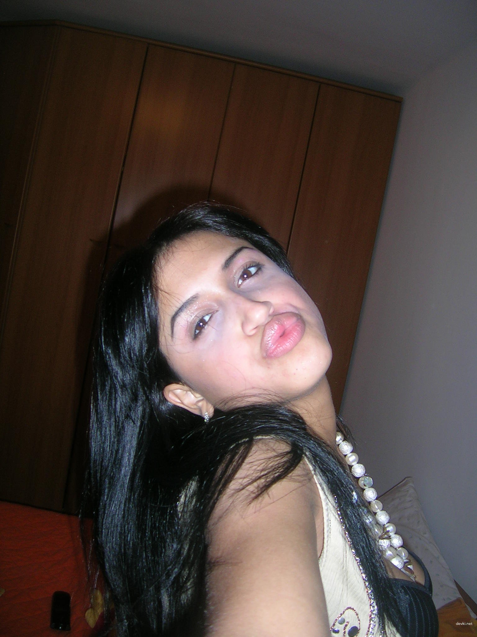 Hot Latina Teen Deepthroats Big Cock