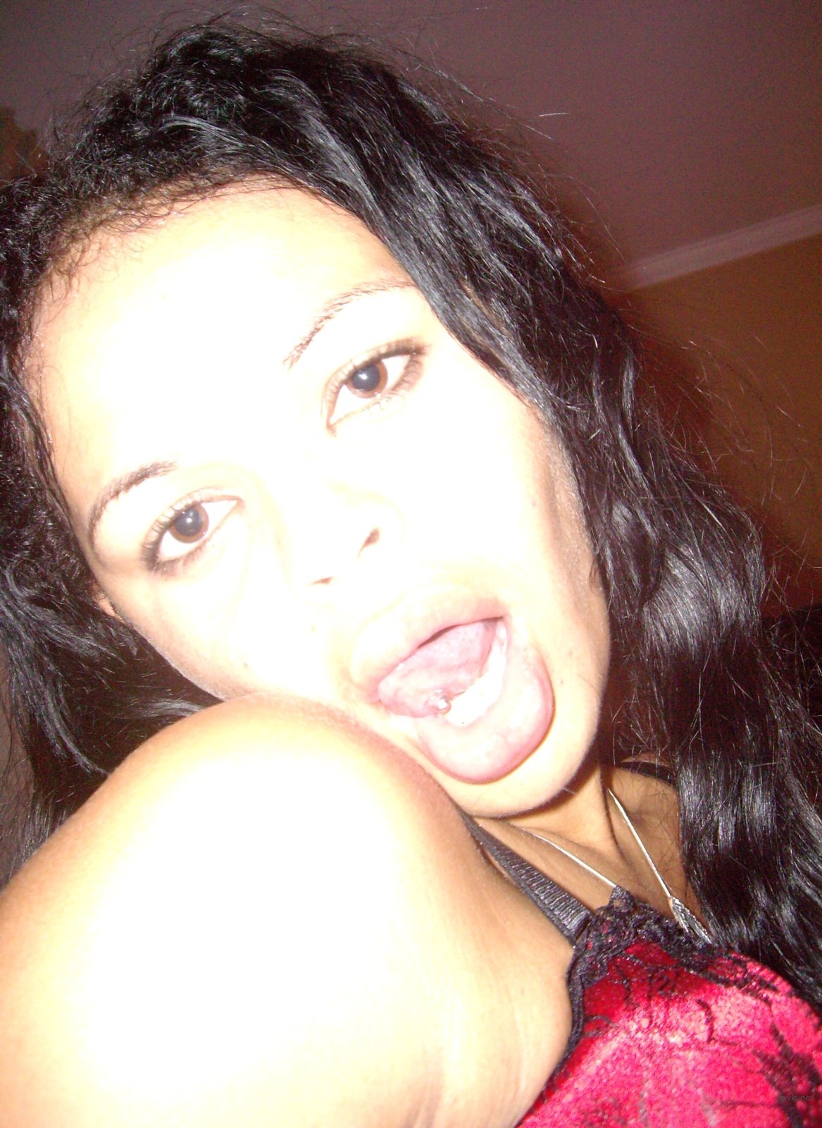 Latina Strip Tease: Amateur Naked Latina Photo