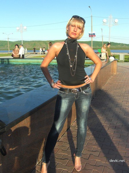Explicit Nude Amateur Photos of Irina: Naked Russian Babe Exposed