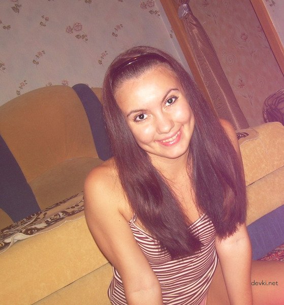 Naked Zhenka Amateur Photo: Explicit and Bold Nude Shots