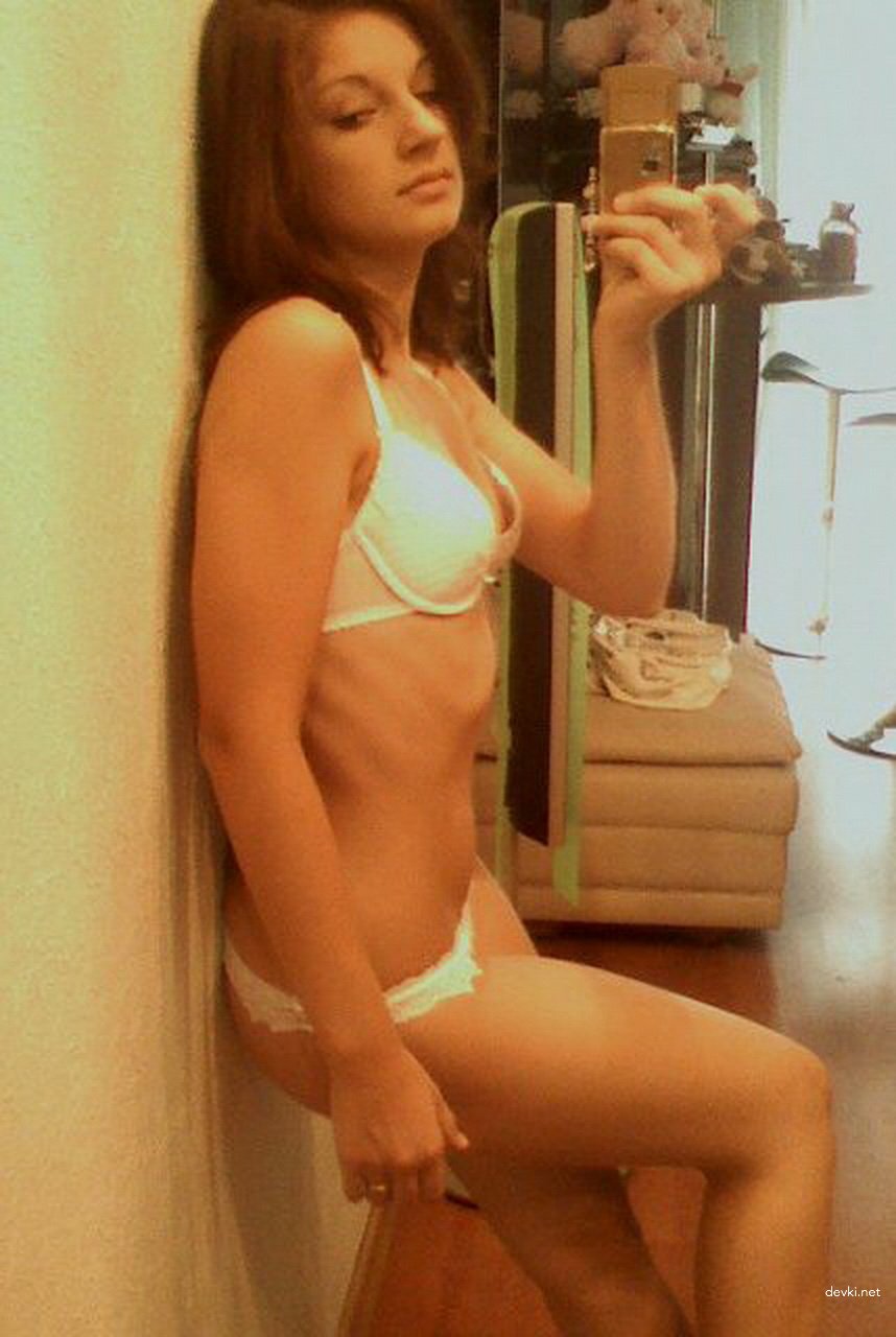 Seductive Nude Amateur Girl Photos - Unfiltered and Uncensored!