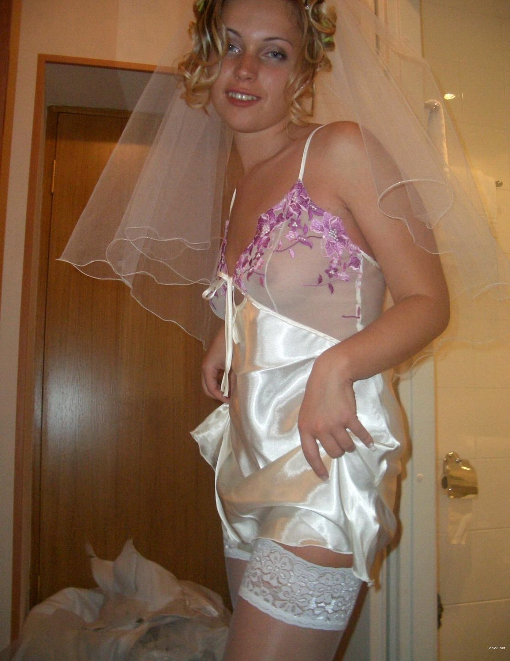 Bride Deepthroats Cock in Hardcore Blowjob Scene