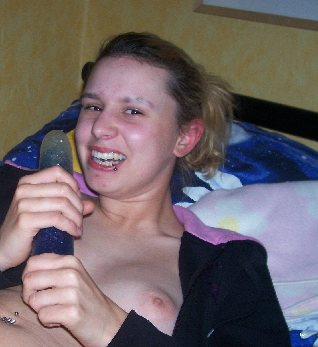 Pierced Lady Flaunts Her Beauty - Explicit Amateur Photo