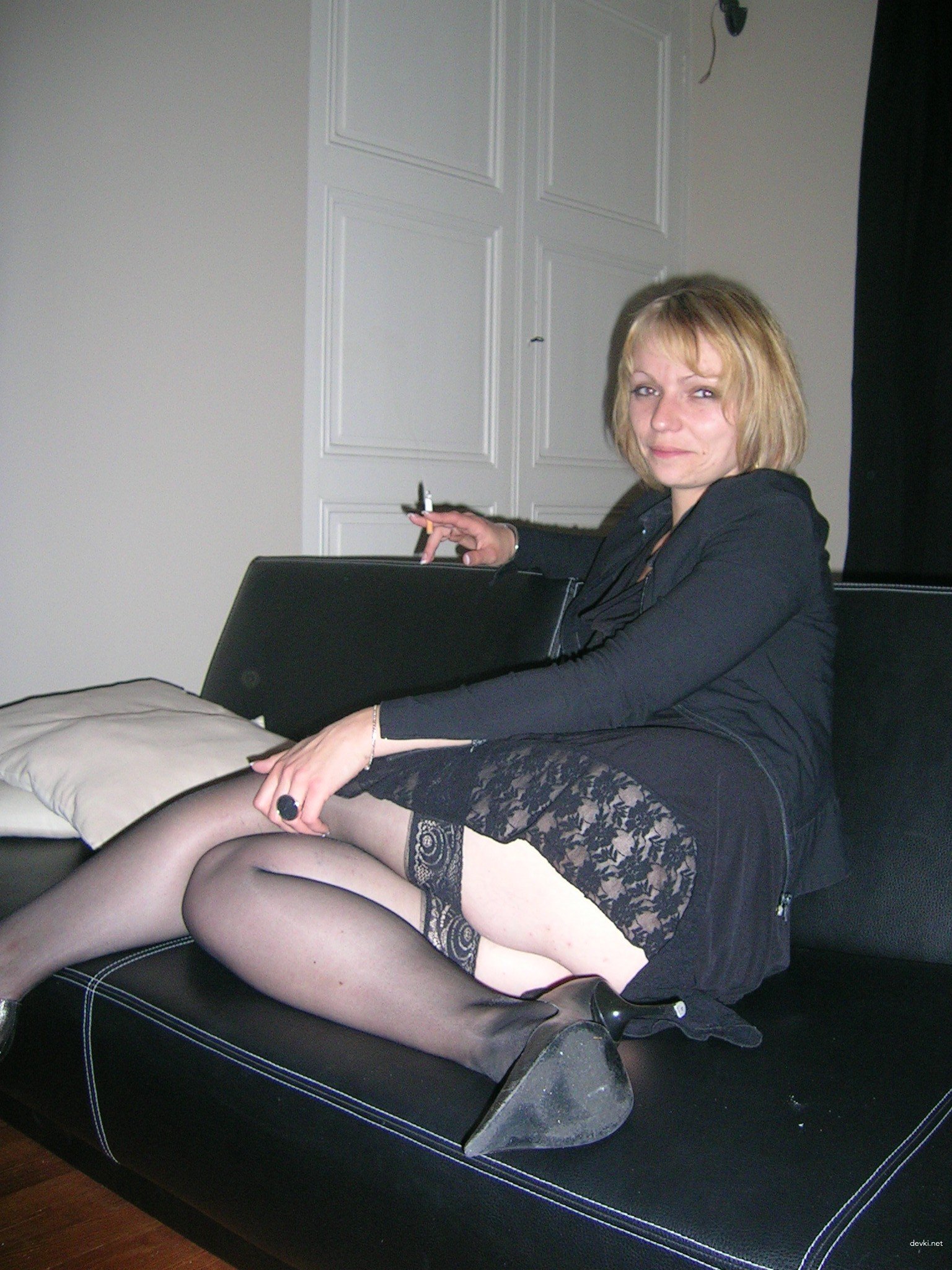 Hot Wife Strips for Lover: Explicit Amateur Photo