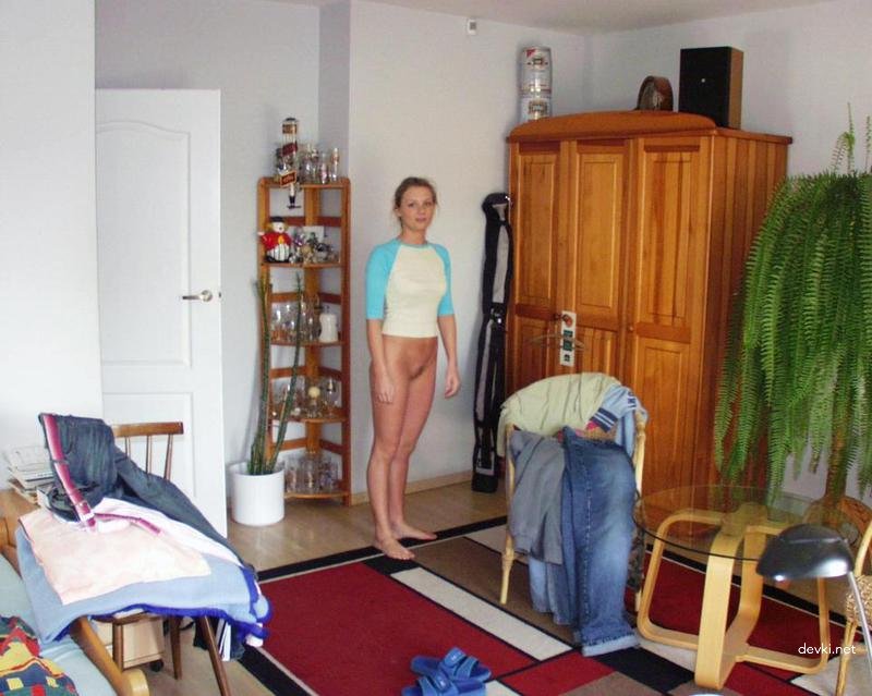Explicit Newlywed Family Life Amateur Photo