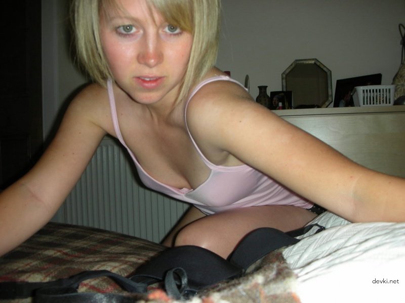 Amateur Babe Reveals Wet Pussy - Explicit Close-Up Photo