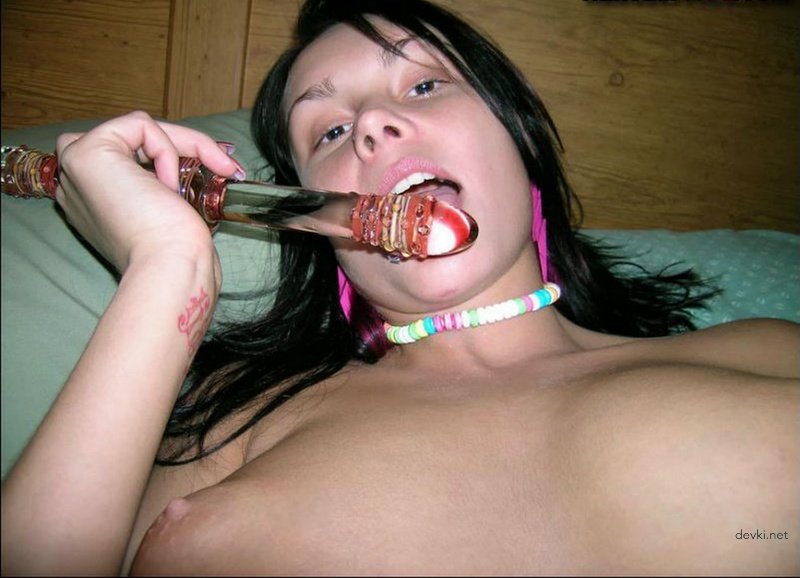 Hot Babe Masturbates Like a Pro - XXX Solo Action
