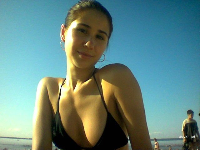 Explicit Amateur Photos of Best Friend's Intimate Moments