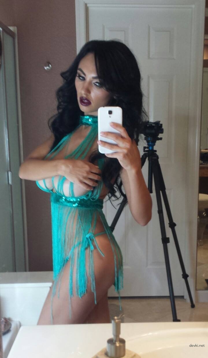 Private Photo of Irina Ivanova's Big Tits: Explicit Amateur Content