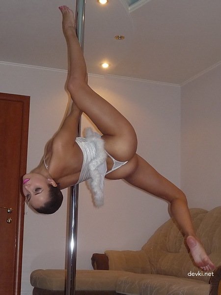 Hardworking Whore Gets Pounded