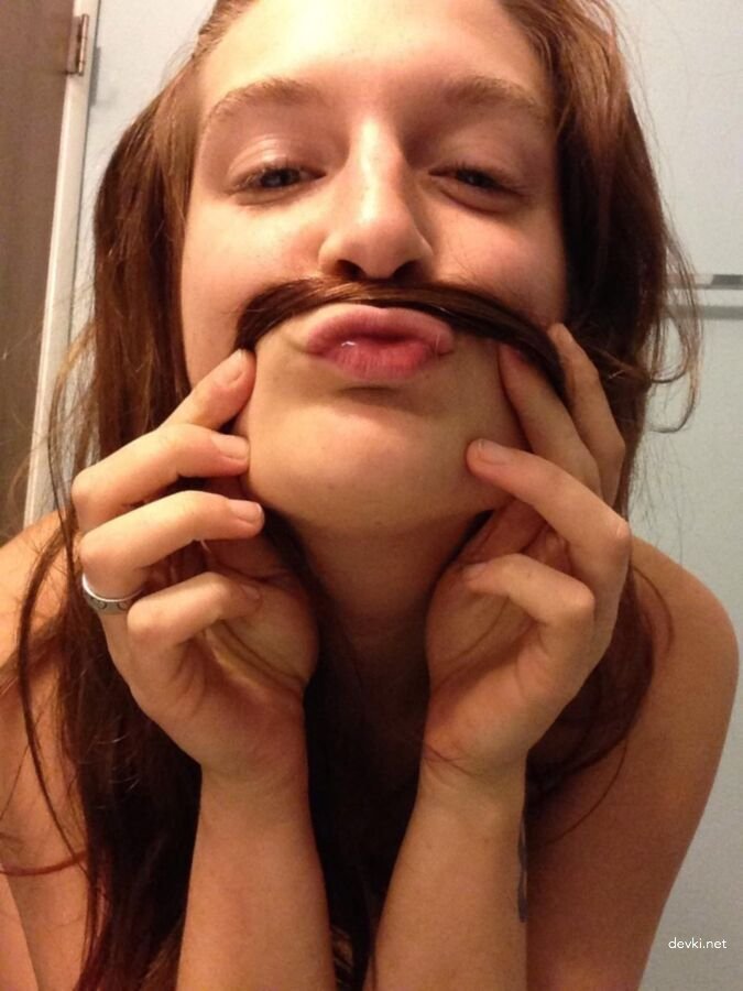 Hot babe with perfect body posing naked - Explicit XXX Photos