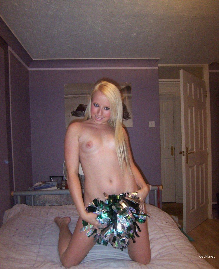 Explicit: Nude Blonde with Small Tits Amateur Photo - XXX Content