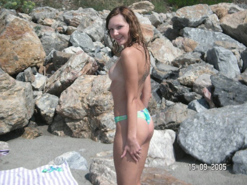 Hot Student with Sexy Ass in Amateur Photo - Explicit College Girl Booty