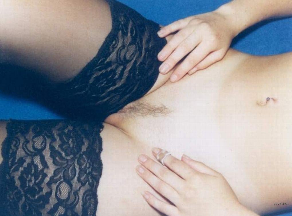 Explicit Amateur Girl Erotic Photo: Seductive & Sensual Poses