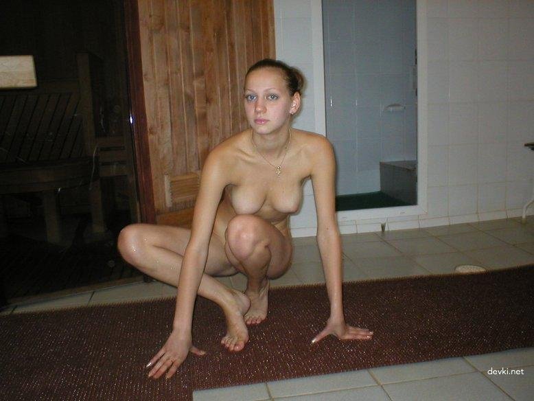 Explicit Russian Girl Erotic Amateur Photos