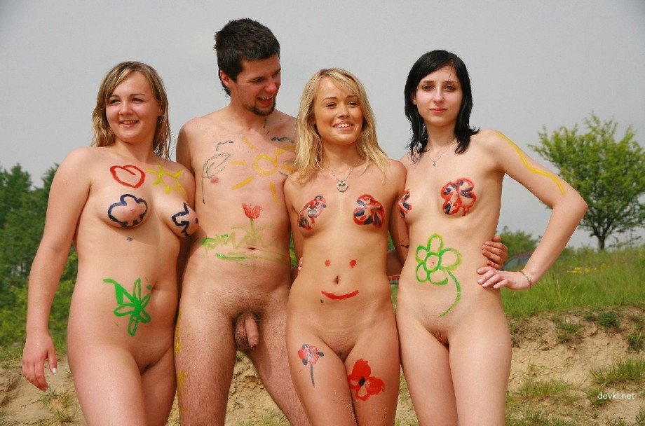 Private Nude Nudist Girls Amateur Photo Collection - Explicit and Uncensored!