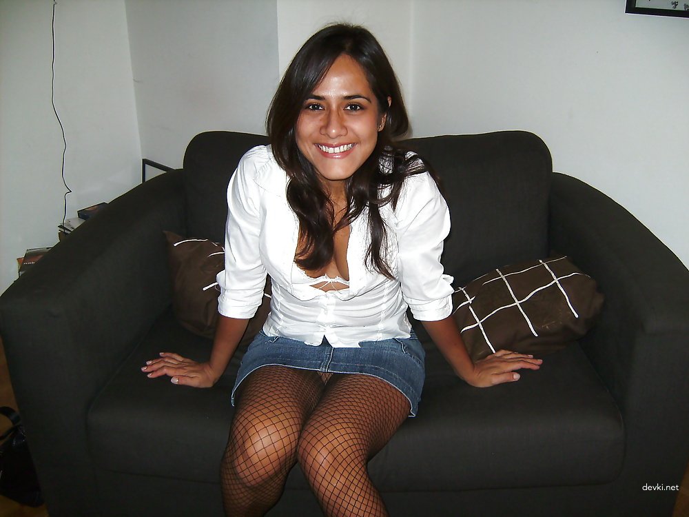 Raw Homemade Erotica: Amateur Explicit Photos