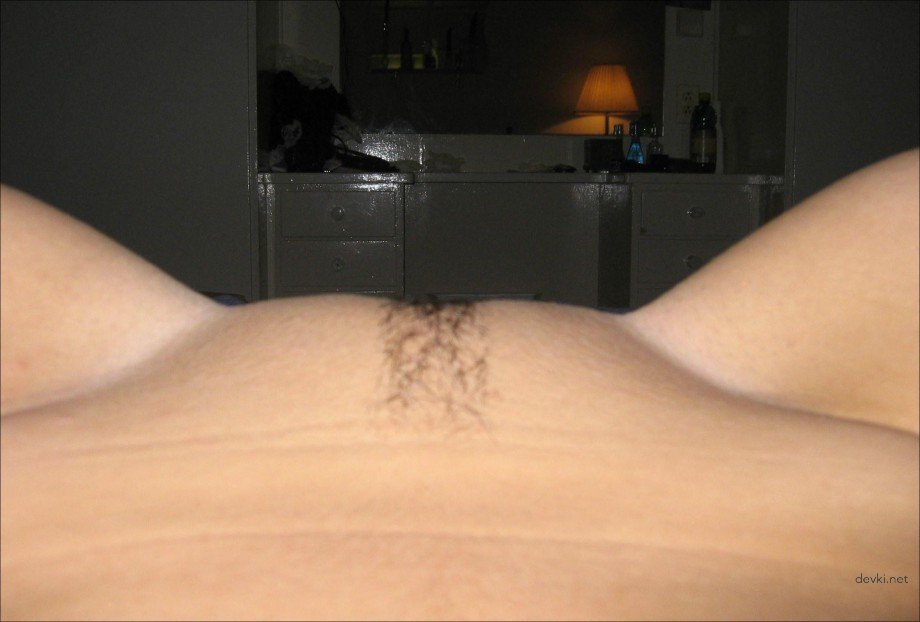 Amateur Nude Girl Pics: Explicit Photos of Naked Chick