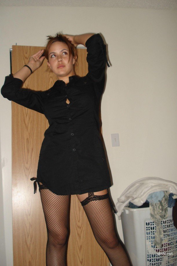 Hot babe sucks dick and gets fucked hard