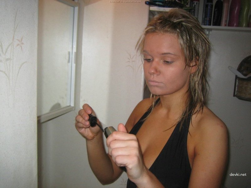 Innovative Guy Goes Wild in Bed with His Girlfriend - Hardcore Sex Adventures