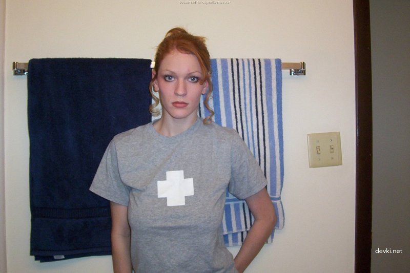 Skinny Redhead Girl Exposing Her Pierced Nipple - Homemade Amateur Photo