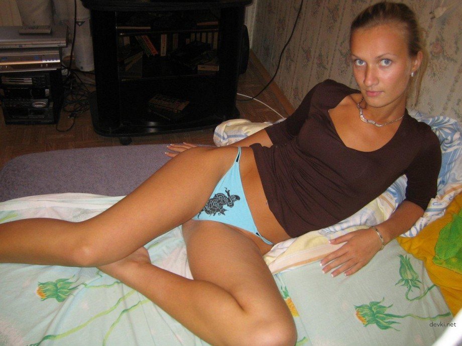 Amateur Teen Homemade Porn: Naughty Girls in Explicit Action