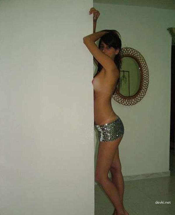 Private Photo of Bootylicious Chick: Explicit Amateur Ass Pic