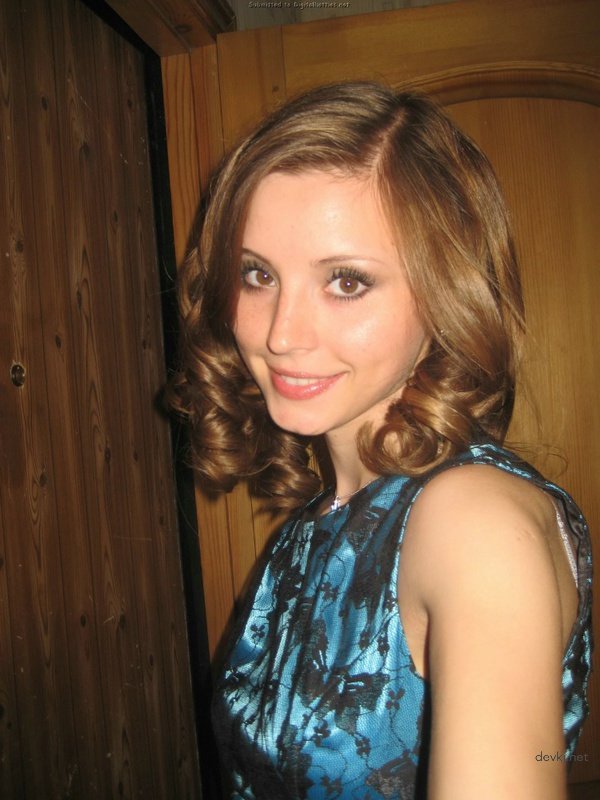 Stunning Amateur Girl Private Photos - Very Hot and Sexy Pictures