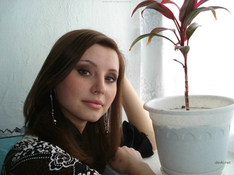 Stunning Amateur Girl Private Photos - Very Hot and Sexy Pictures