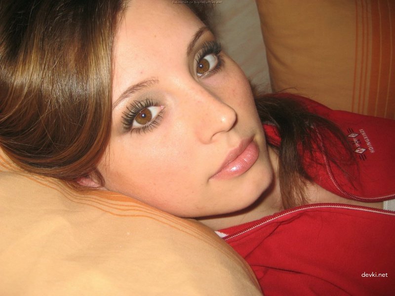 Stunning Amateur Girl Private Photos - Very Hot and Sexy Pictures