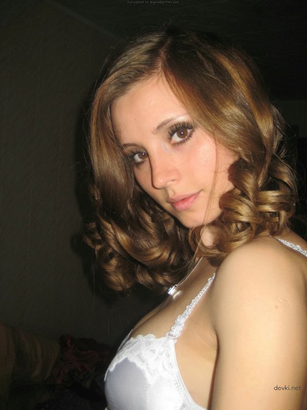 Stunning Amateur Girl Private Photos - Very Hot and Sexy Pictures