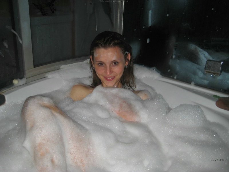 Stunning Amateur Girl Private Photos - Very Hot and Sexy Pictures