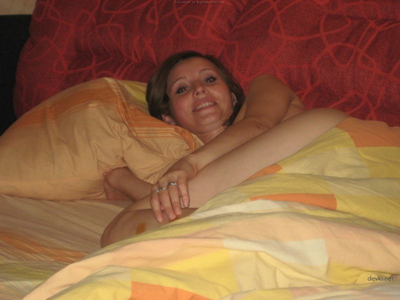 Stunning Amateur Girl Private Photos - Very Hot and Sexy Pictures