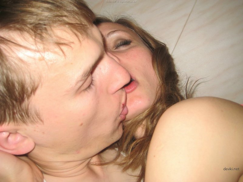 Stunning Amateur Girl Private Photos - Very Hot and Sexy Pictures