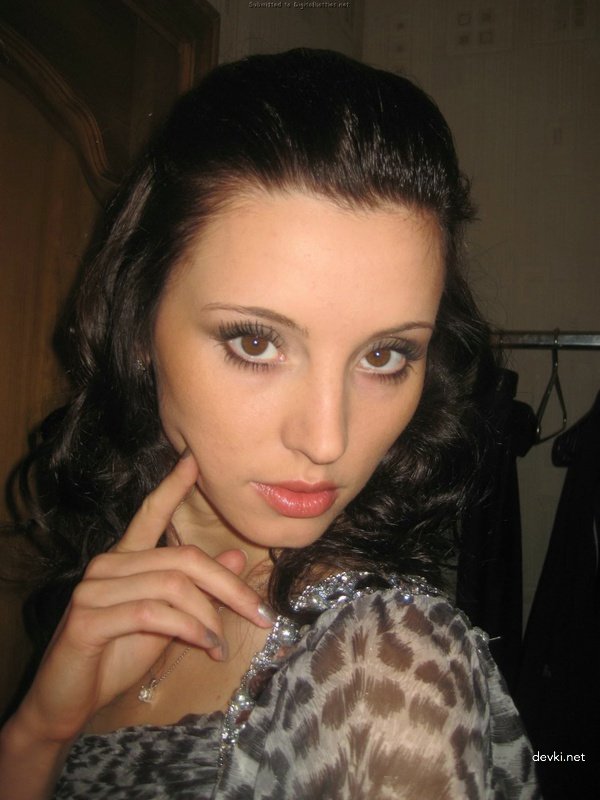 Stunning Amateur Girl Private Photos - Very Hot and Sexy Pictures