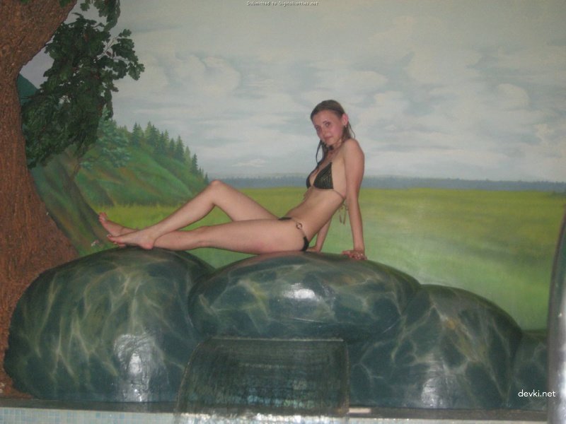 Stunning Amateur Girl Private Photos - Very Hot and Sexy Pictures