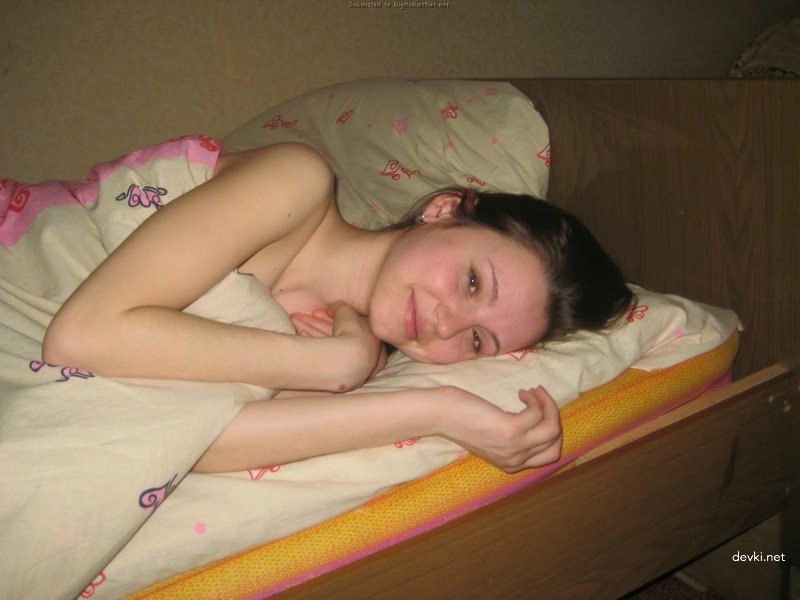 Stunning Amateur Girl Private Photos - Very Hot and Sexy Pictures