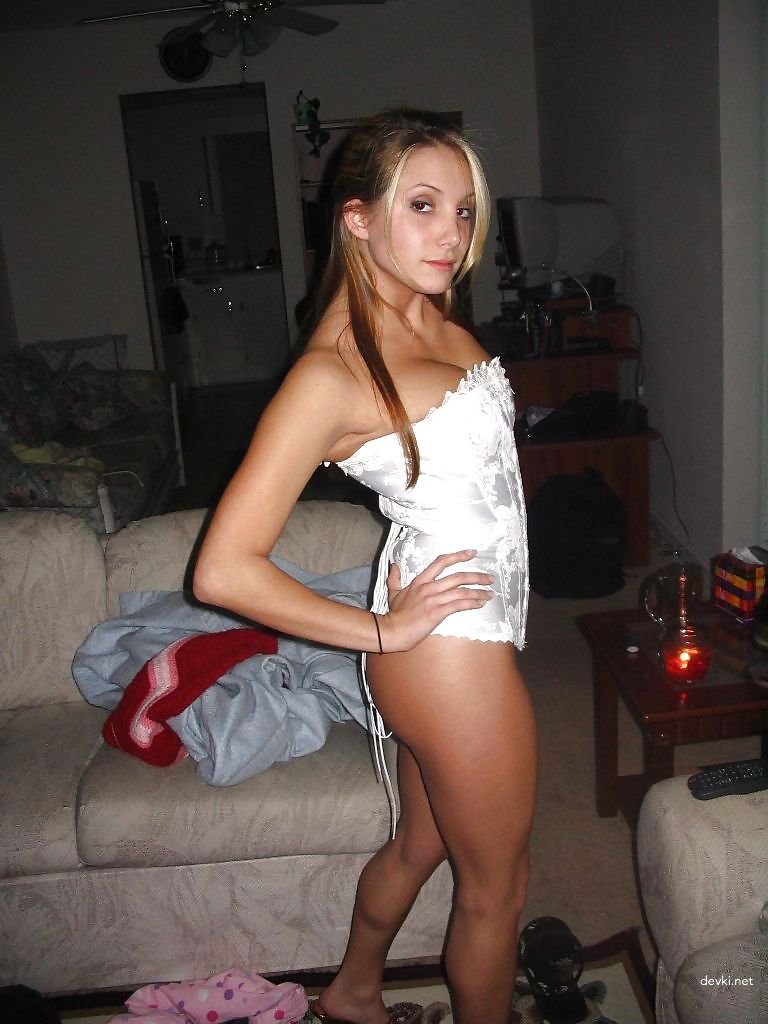 Private Photo of Girl in Lingerie: Explicit Amateur Shot