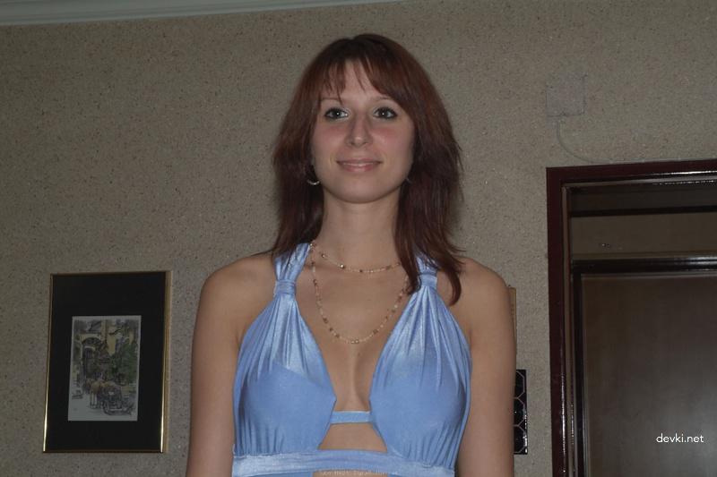 Young Couple Vacation Sex Tape: Explicit Amateur Photo Shoot