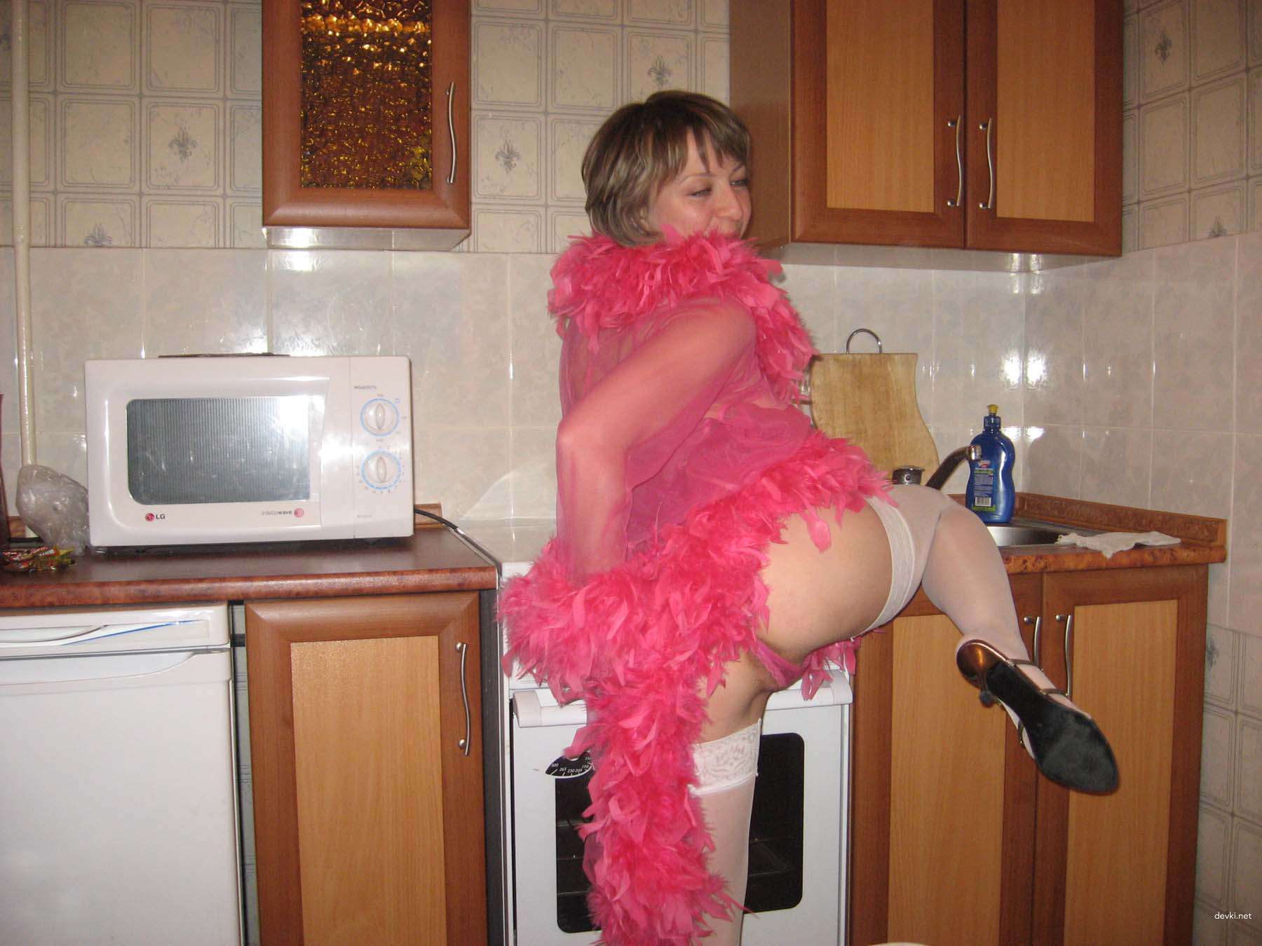 Mature Lady Amateur Photo: Explicit MILF Pics for Adults