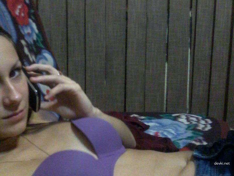 Amateur Explicit Photo of Modest Girl - Private and Sensual Selfies